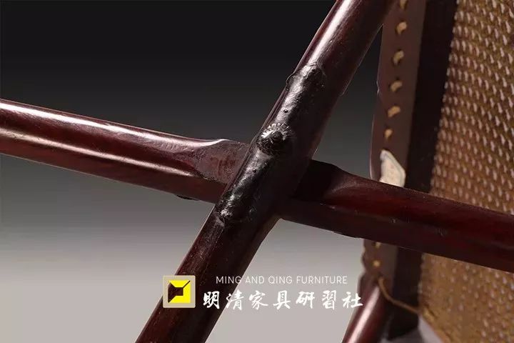 這張交椅憑什么賣出了6944萬的天價? 這張交椅憑什么賣出了6944萬的天價?