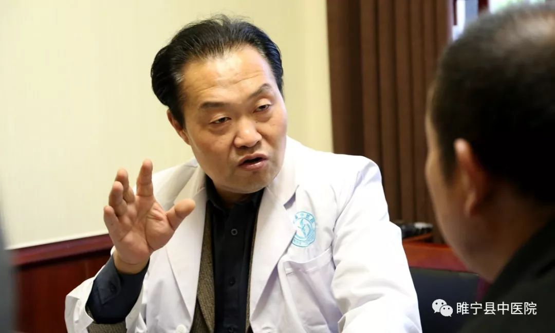 毕业,师从黑龙江省名中医杨旭教授,张金良教授,龙江医派姜德友教授,邹