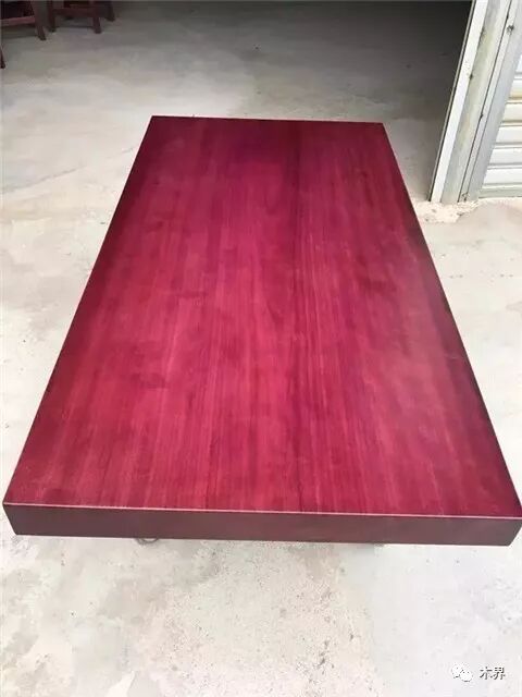紫罗兰大板桌