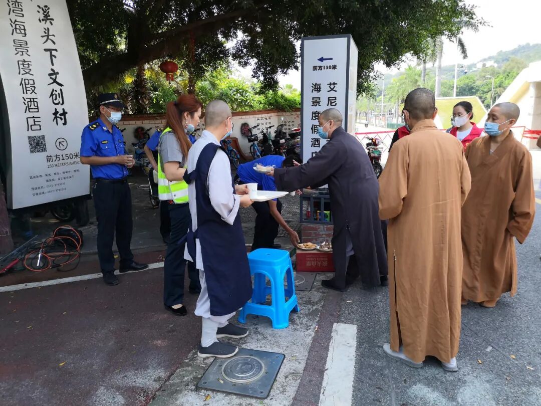 同心抗疫，善心善行——厦门佛教界全力投入疫情防控歼灭战