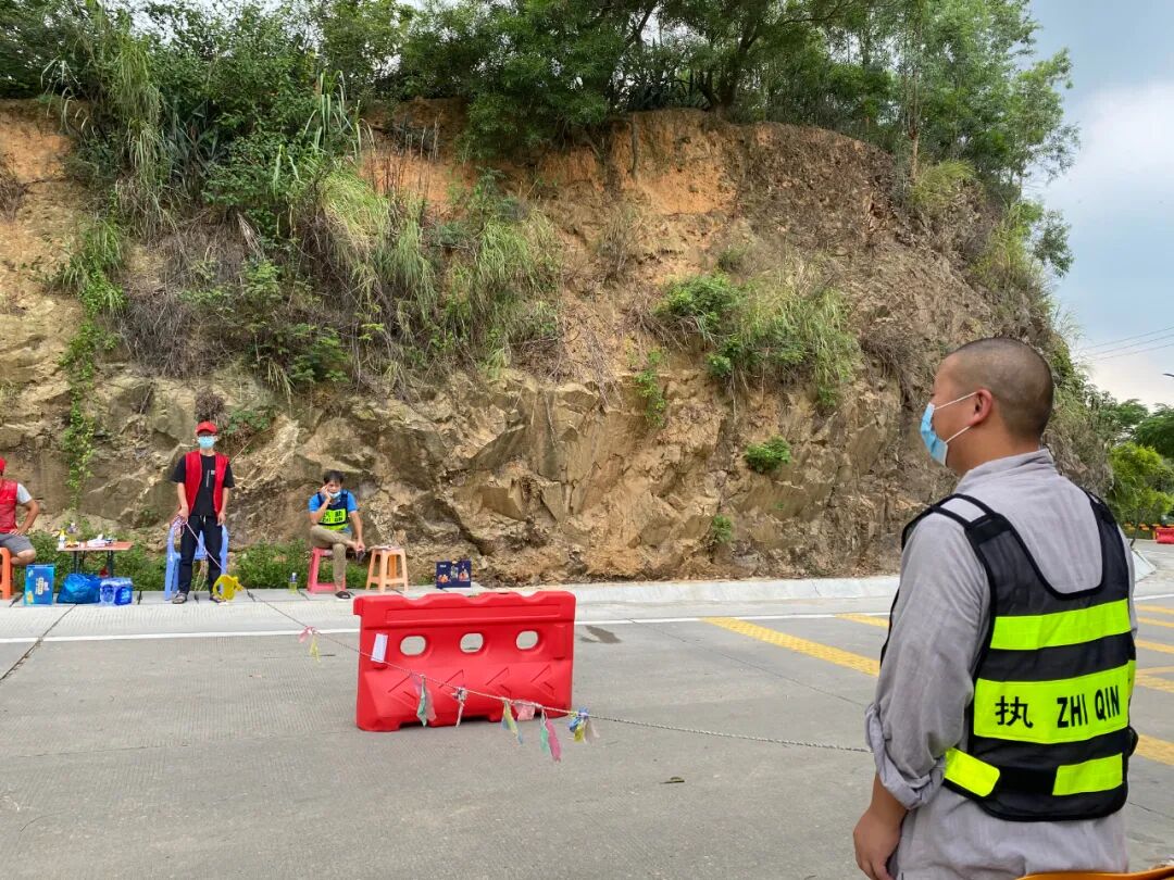 同心抗疫，善心善行——厦门佛教界全力投入疫情防控歼灭战