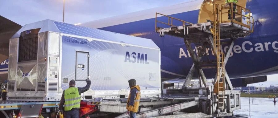 占据90%光刻机市场！狂奔中的ASML，依然看不到任何对手