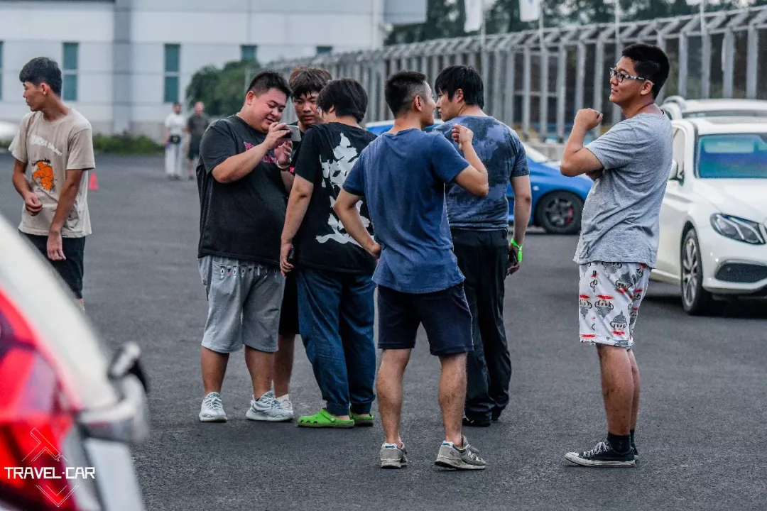 超级周末-假日杯系列赛 第一站 圆满收官 超级周末-假日杯系列赛 第一站 圆满收官