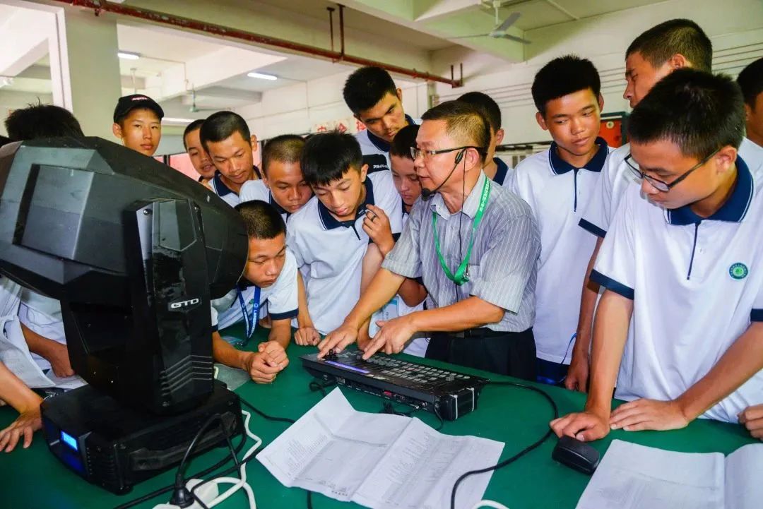 广东省高新技术高级技工学校