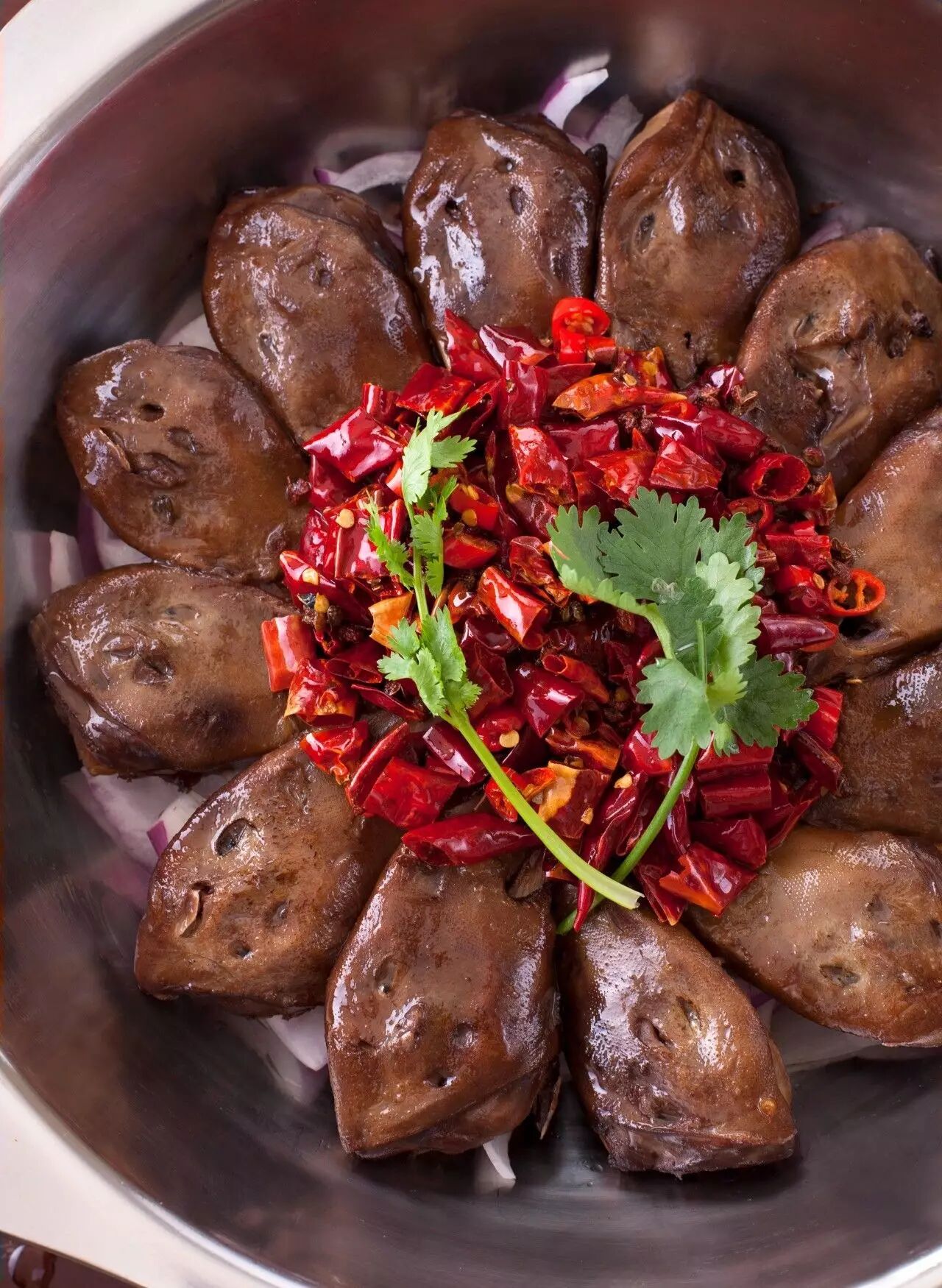 一家能够让你爱上湘菜的餐厅,来湘水滨吃正宗的湖南乡土菜!