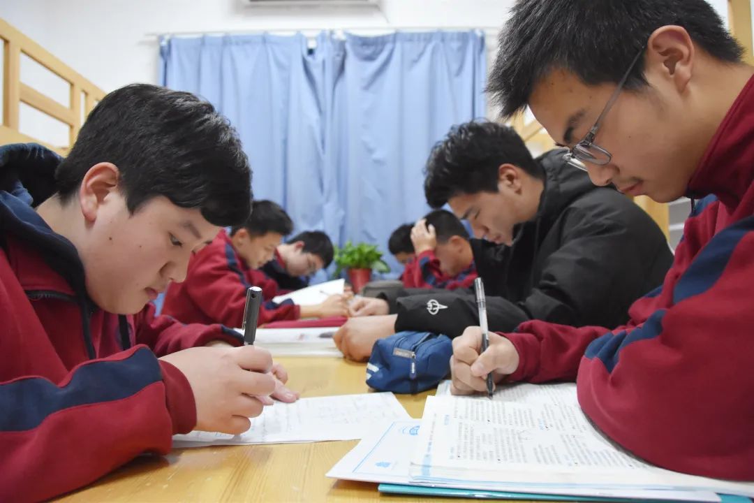 一个宿舍走出3名剑桥卓越!苏外学生公寓难得的“开放日”来了