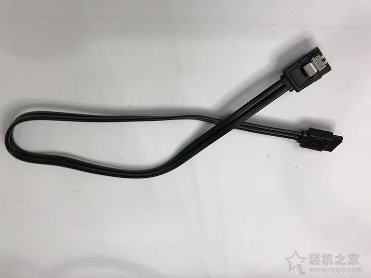 台式固态硬盘安装图解