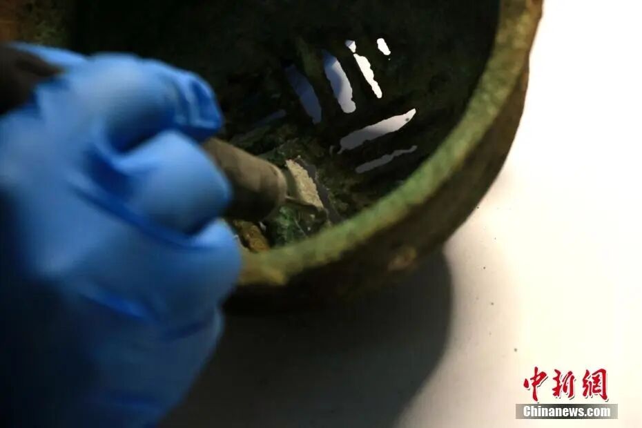 敦煌博物馆金属文物修复