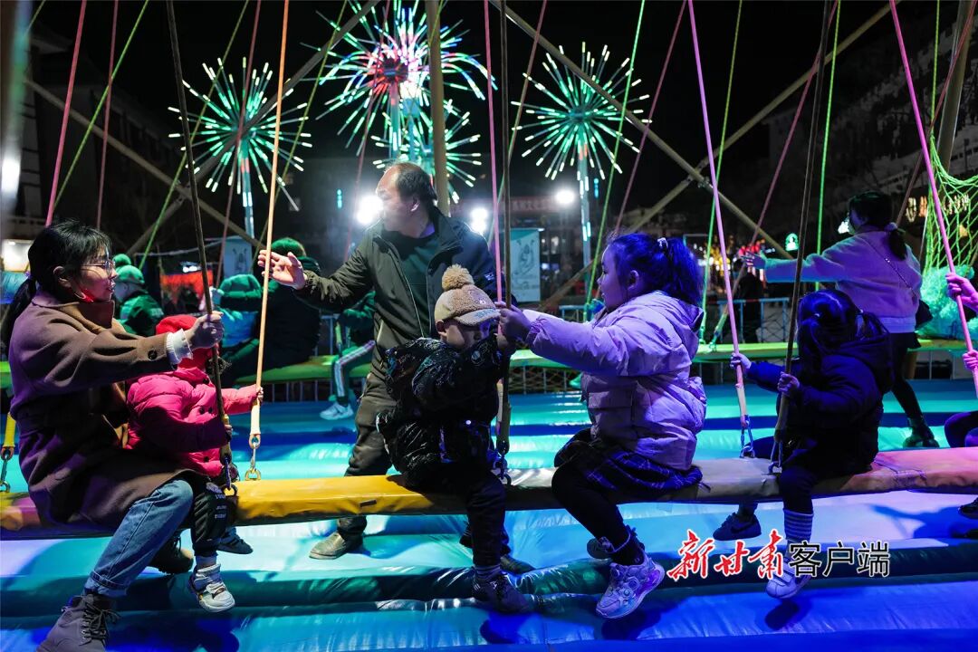 敦煌夜市烟火气