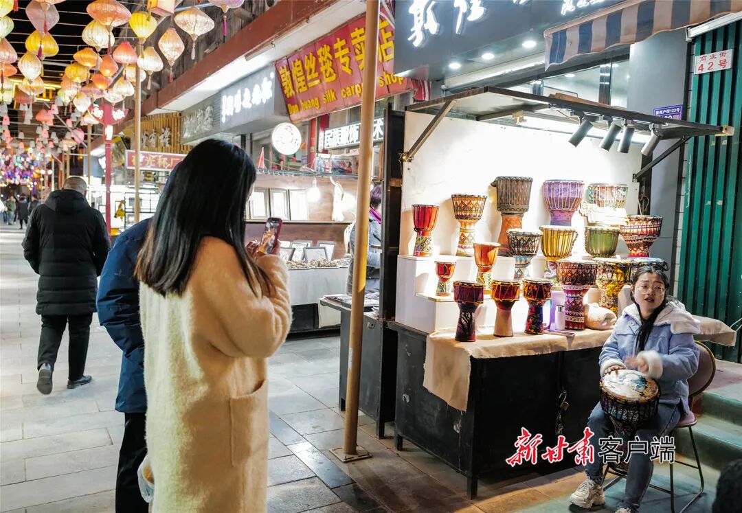 敦煌夜市烟火气