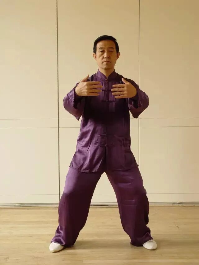 太极浑元桩怎样练习才能出功