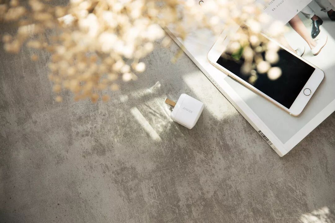 5v1a_5v1a的功率_5v1a电源适配器电路图