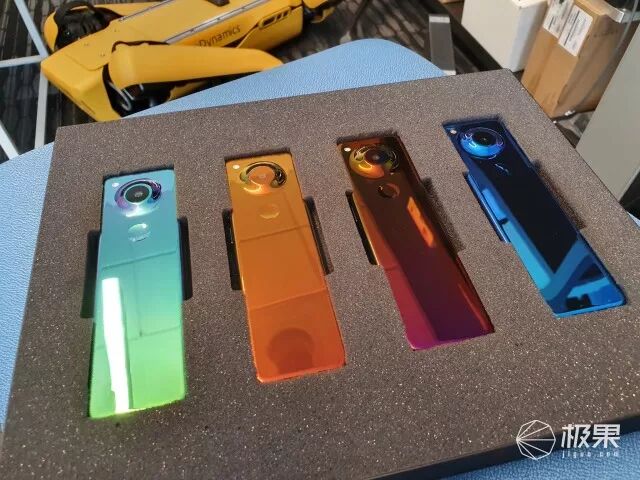 乔布斯生平图大事图表_乔布斯生平_乔布斯传作者 乔布斯女儿