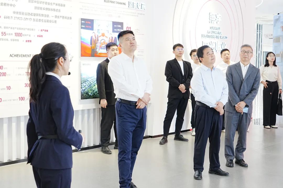 河南翔宇医疗怎么郑州医药健康职业学院与翔宇医疗集团签署战略合作协议_https://www.jmylbn.com_新闻资讯_第1张