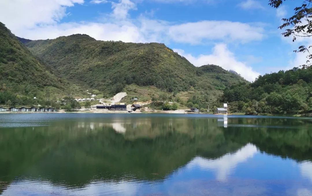 水上漂浮教堂，180°雪景森林溫泉，地圖上都搜不到的山海秘境，歷時三年終於等到你！ 旅遊 第27張