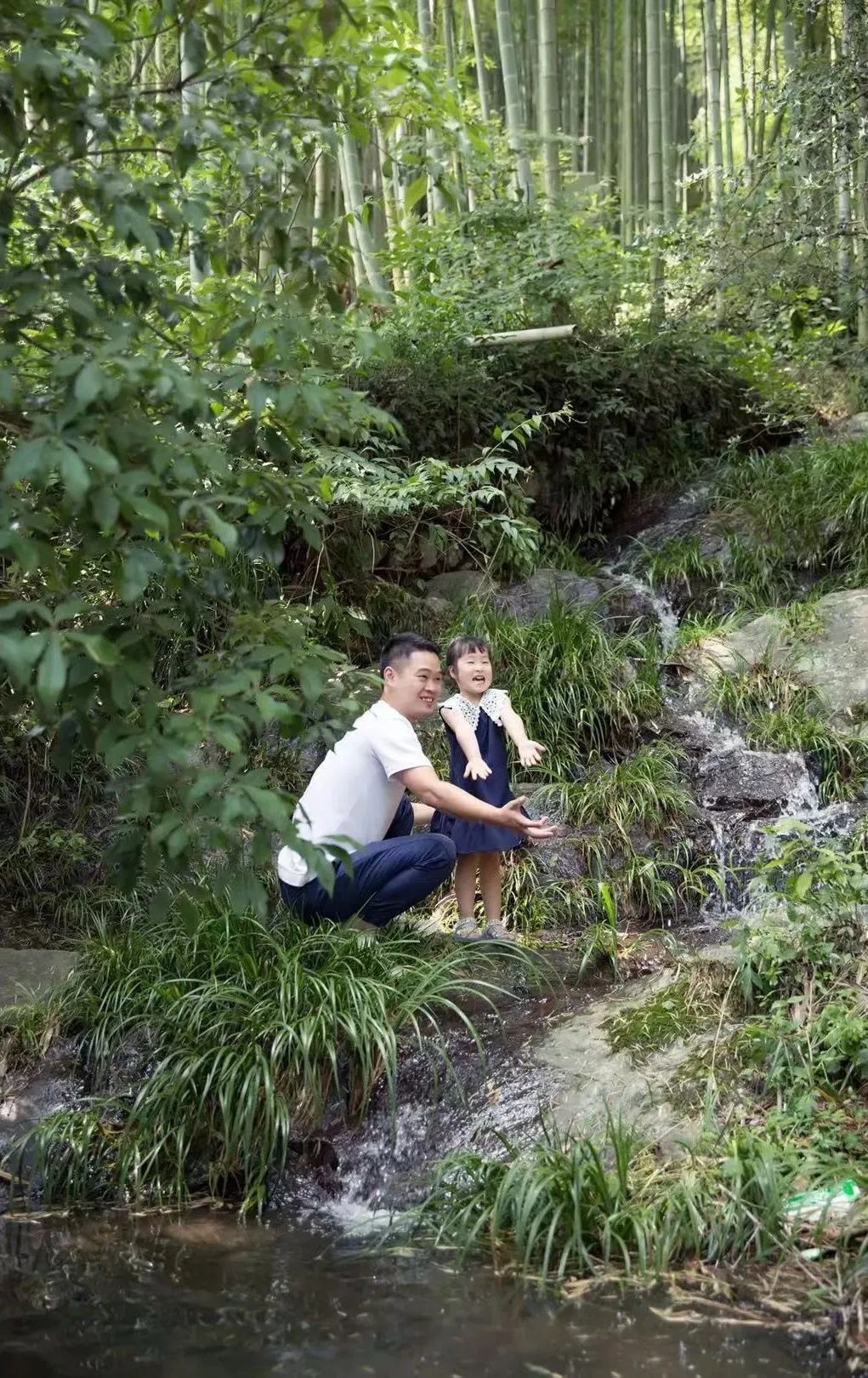 莫幹山獨棟villa！12000 ㎡竹林樂園，瀑布山泉戲水摸魚，睡親子loft星空房，過一日詩意山居 旅遊 第12張