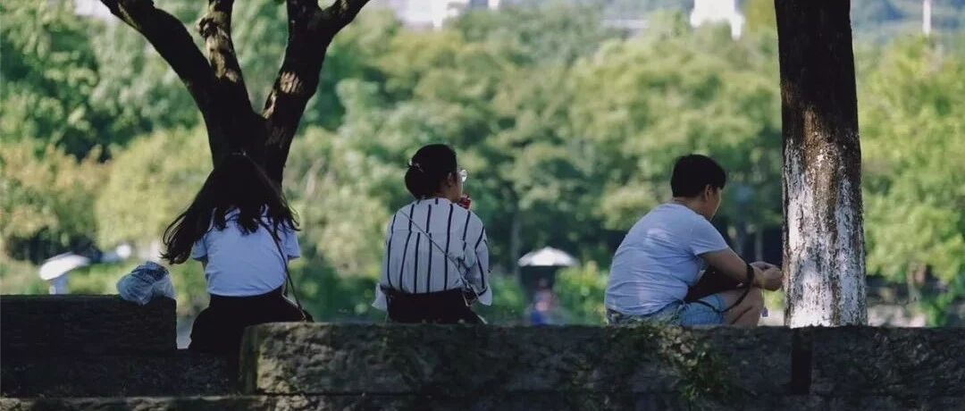 地铁15分钟重返90年代，这座糯唧唧的千年古县城真好吃!正统唐风何须“忆长安”