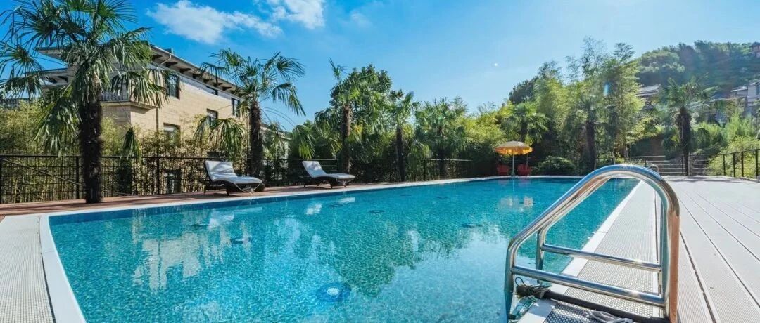 莫干山新晋美学民宿！摩洛哥风独栋Villa，山景泳池度假媲美三亚，270°玻璃房躺看竹海～