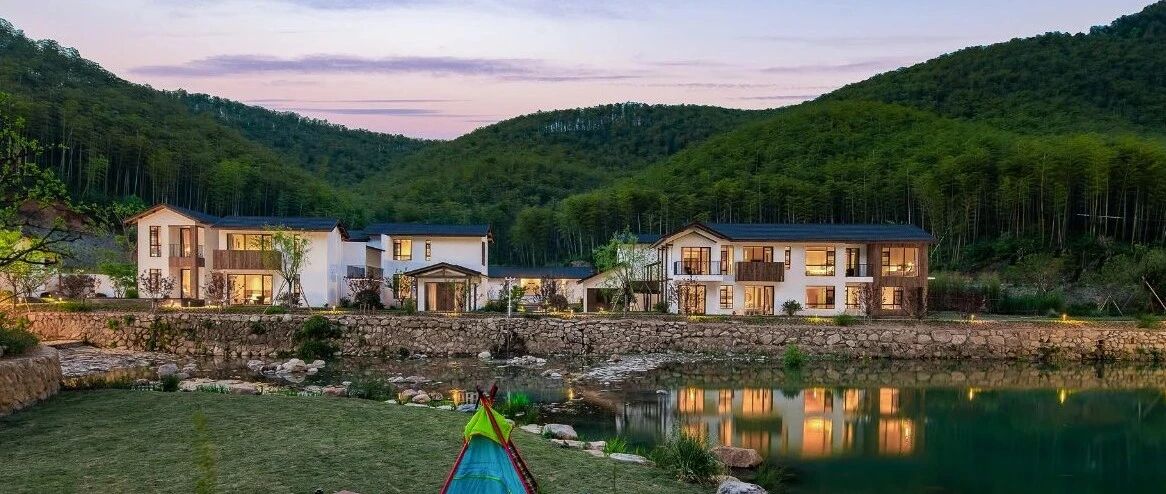 首发！这个红过莫干山的度假之城，新晋“小新西兰”避暑秘境，悬崖秋千、滑翔伞好玩到尖叫