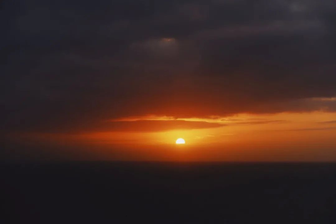 不是馬爾蒂夫，不是薄荷島，這座今夏超仙的海島就在國內！人少景美，海鮮好吃到上頭 旅遊 第39張