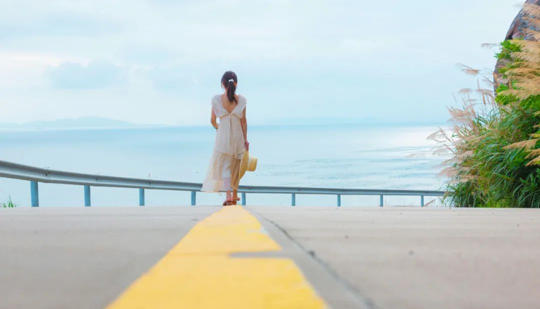 不是馬爾蒂夫，不是薄荷島，這座今夏超仙的海島就在國內！人少景美，海鮮好吃到上頭 旅遊 第11張