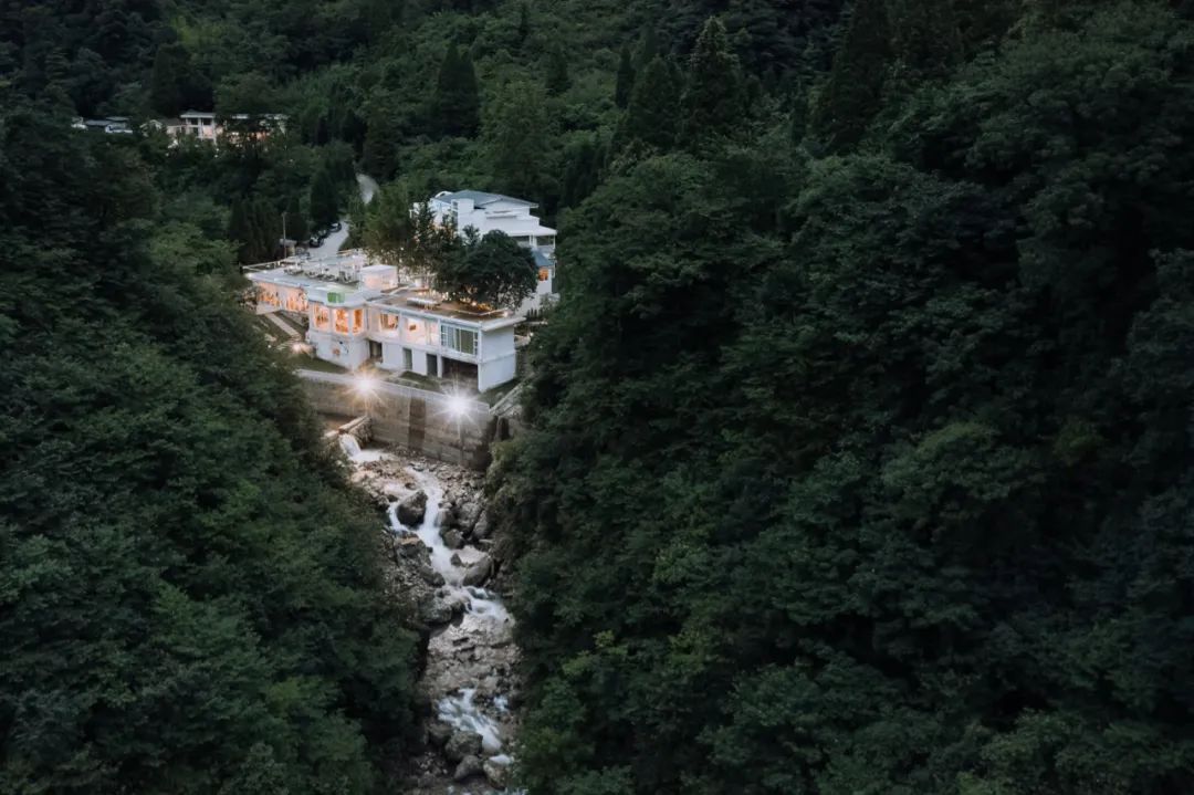 花馬爾蒂夫一半的錢，穿越北緯18°以北最美線路！海濱沙浴、熱帶沙漠、雪山湖泊，趁人少趕緊去！ 旅遊 第95張