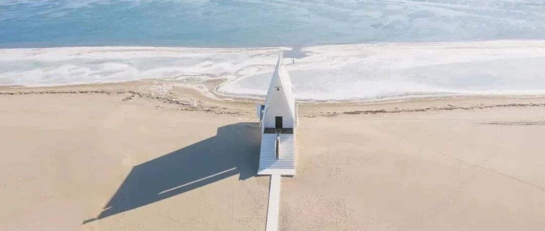 新挖到"国内版小镰仓"！打卡火爆全网孤独图书馆，面朝大海颜值爆表，人少景美赶紧去！