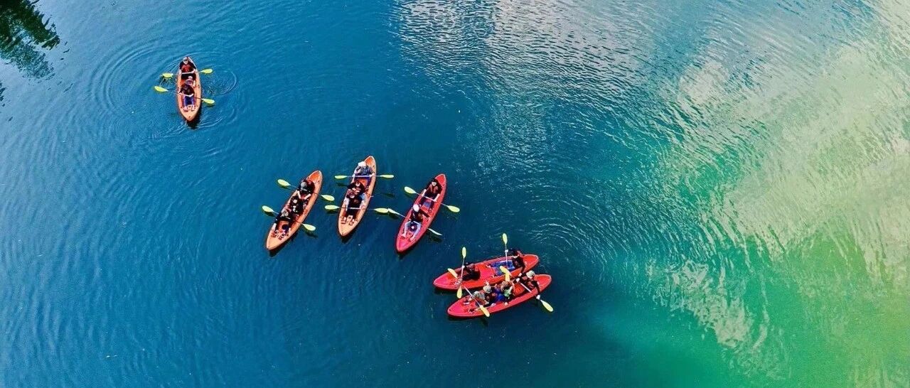 杭州1.5h直达“小九寨”，躺看云海山色、带娃住进《卧虎藏龙》的武侠世界，解锁N种夏天小众玩法！