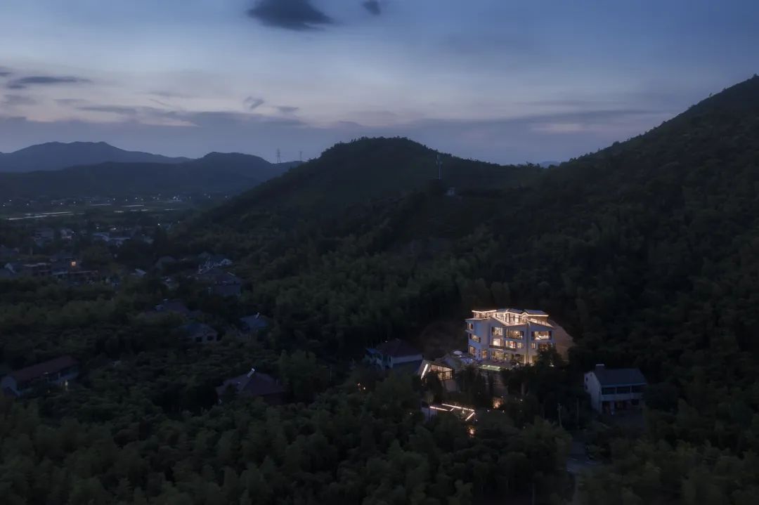 比肯亞更好玩！和長頸鹿共進早餐，馳騁1200畝草原，邂逅全世界小動物！ 旅遊 第7張