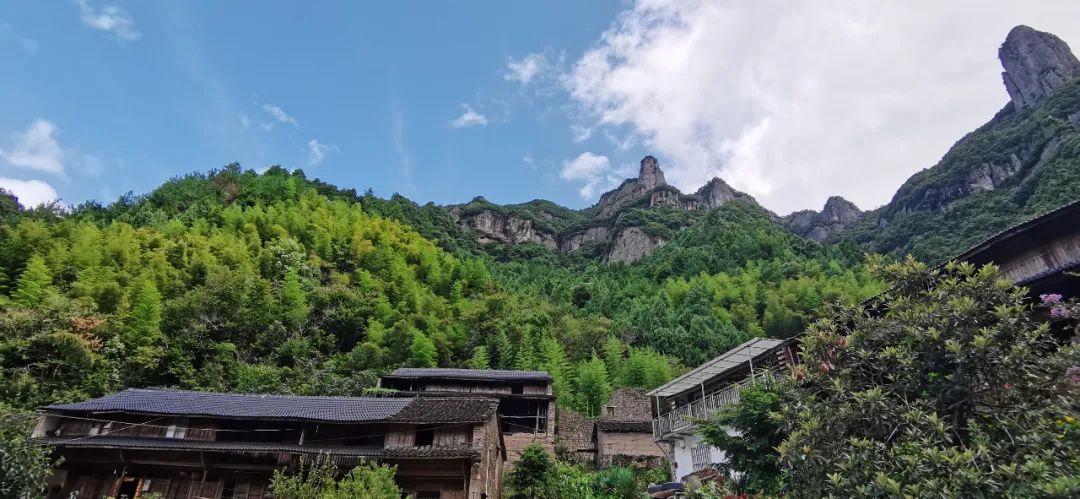 這片「江南香格里拉」的秘境裡，藏著一個媲美菲律賓的水世界！原始密林裡溯溪潛水，解鎖東南亞式野趣 旅遊 第99張