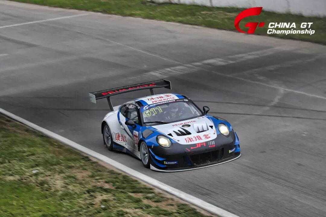超车大戏轮番上演 China GT超燃北京站引爆激情
