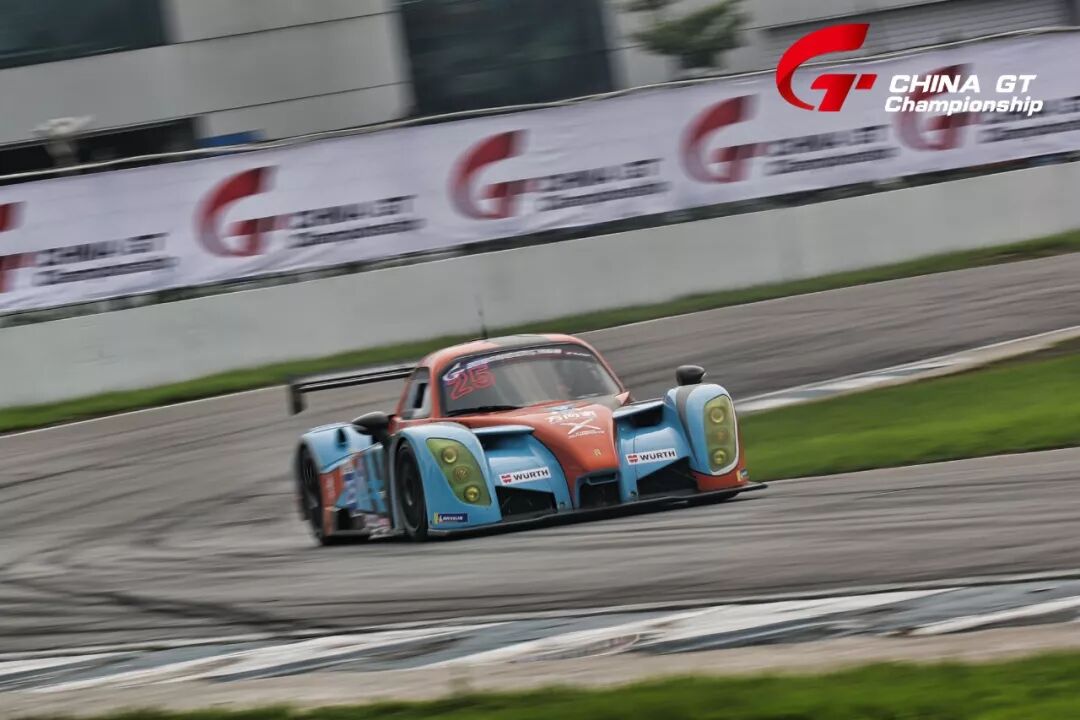超车大戏轮番上演 China GT超燃北京站引爆激情