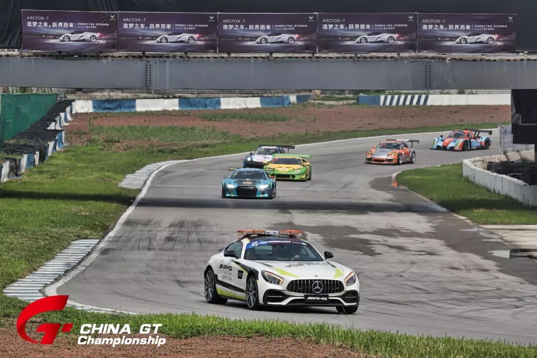 超车大戏轮番上演 China GT超燃北京站引爆激情