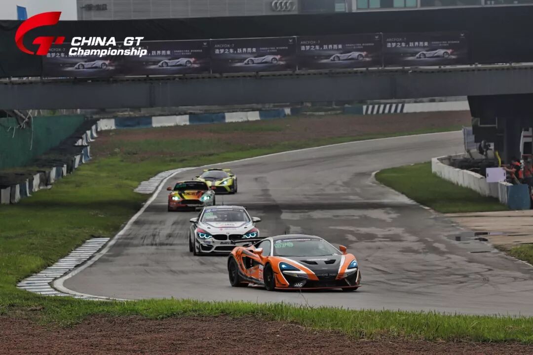 超车大戏轮番上演 China GT超燃北京站引爆激情