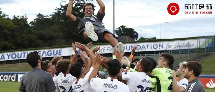 谁能想到，在劳尔的带领下，这支皇马拿到了欧冠冠军...