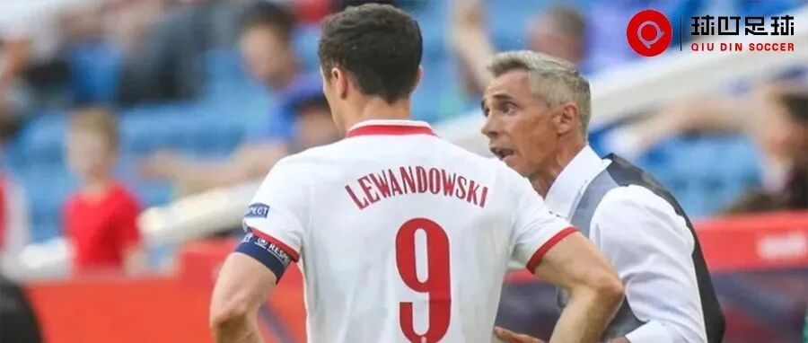 口碑崩塌，51岁前中超主帅惹争议！莱万冲击世界杯，他却解约了