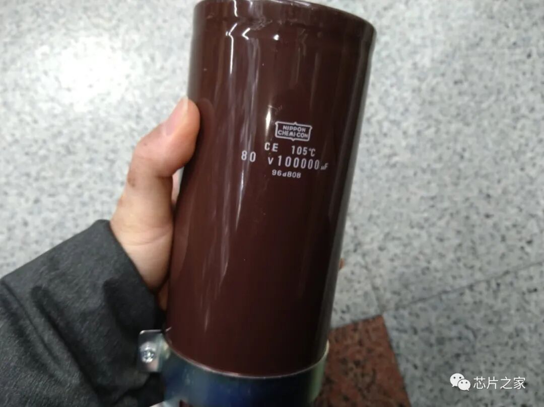 芯片引腳斷了，沒關(guān)系，剝開去蓋后飛線還能用……的圖10