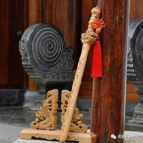 桃木剑：辟邪、纳福、镇宅！如何摆放才有效？