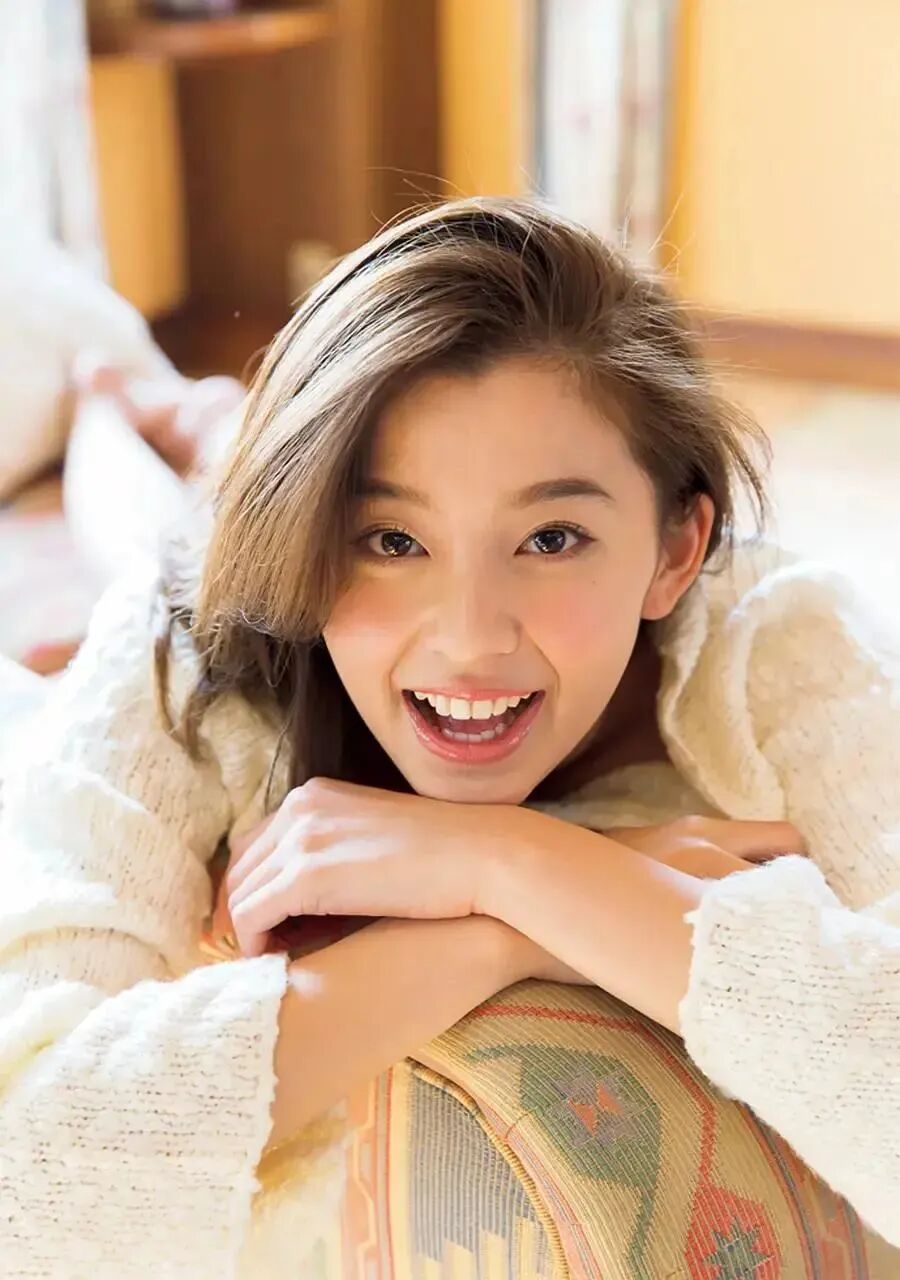 相比其他女星因工作需求才去做运动减肥,朝比奈彩是一名货真价实的