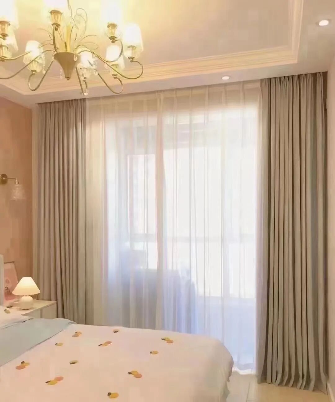 第一次装修选择了奶油风窗帘这样搭配绝对不会后悔