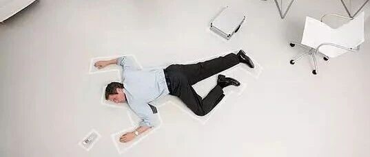 强者，都是含泪奔跑的人！