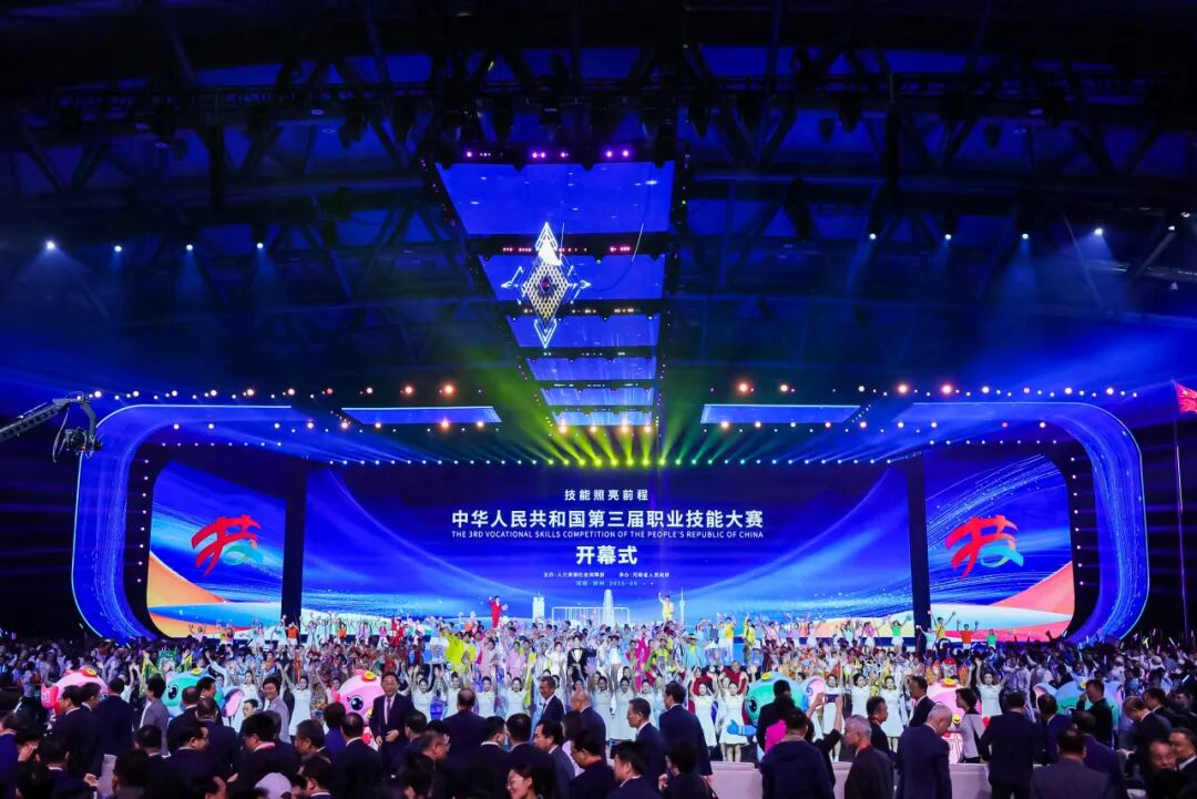 640_wx_fmt=jpeg&from=appmsg&tp=webp&wxfrom=5&wx_lazy=1 (1).jpg