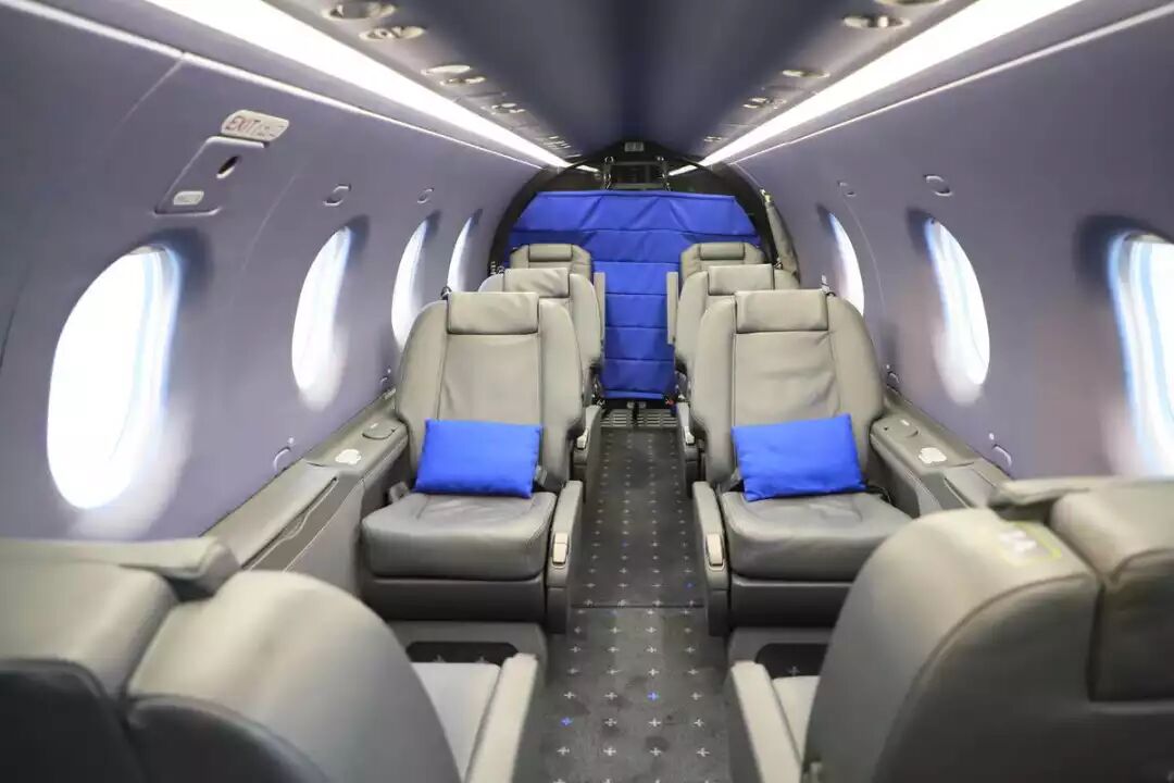 列日机场_列日国际机场