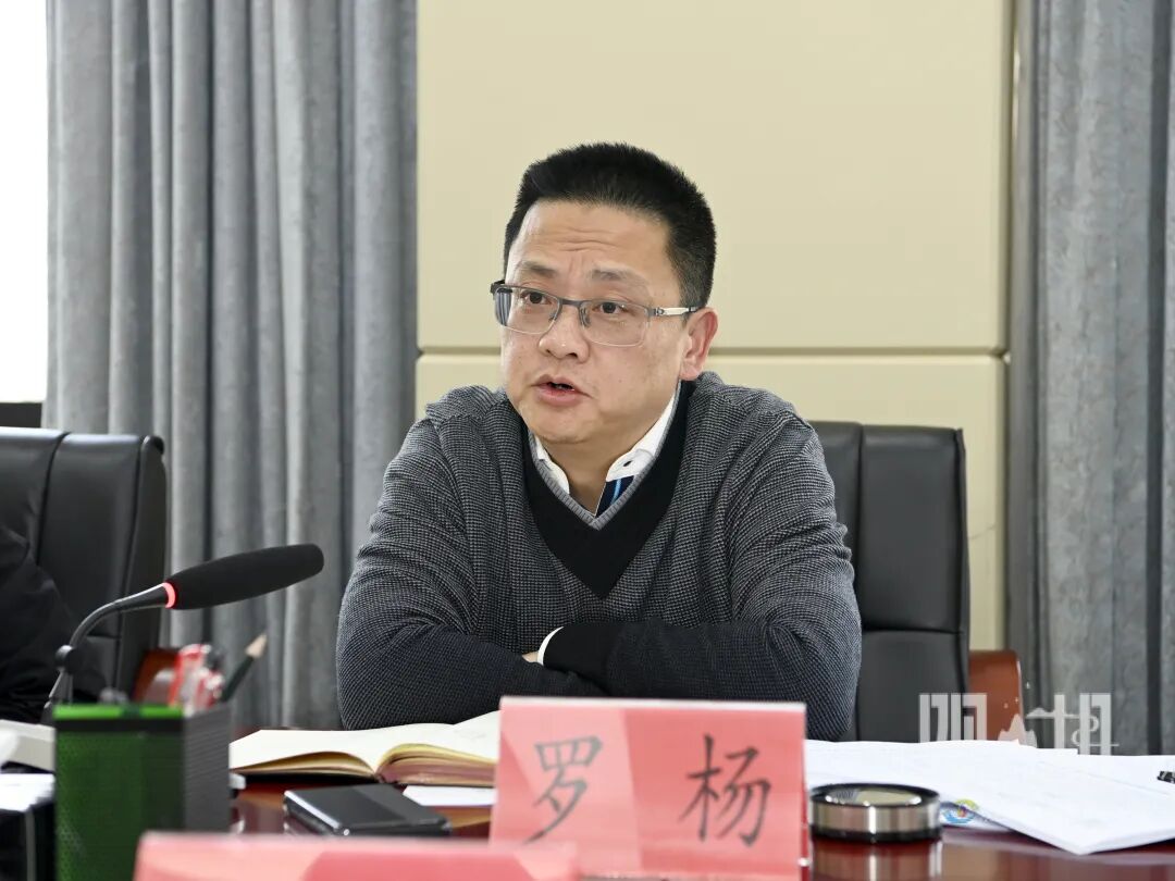 观山湖区委书记罗杨全力冲刺主动作为稳步推进综合考核工作有序开展