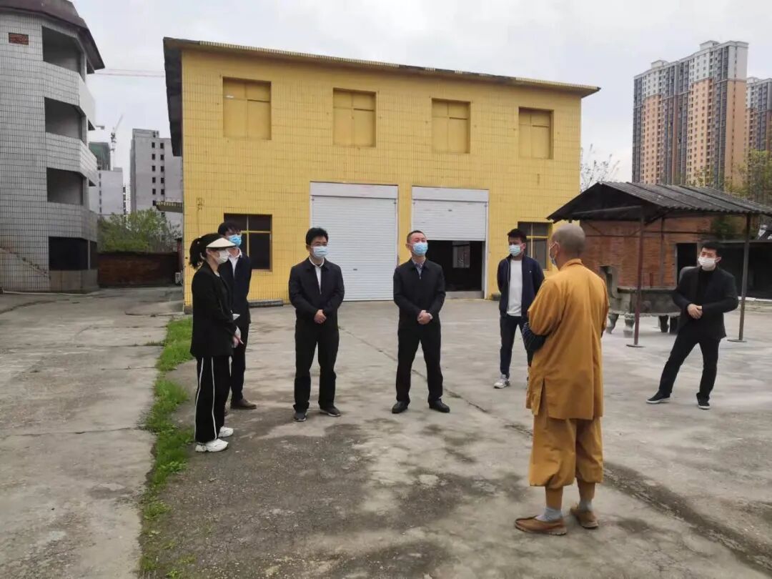 区委常委统战部部长郭保庚到青云谱镇调研宗教工作