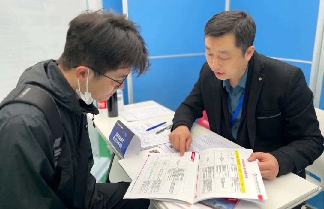 招人网站_招人讨厌招人恨的说说_招人