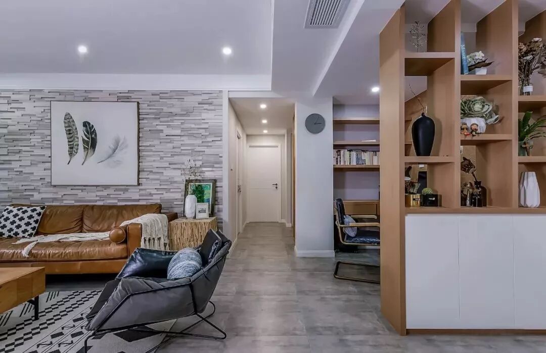 120平米的户型，他竟将书房设计在过道上，第一次见！
