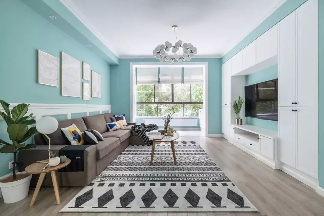 110㎡現代簡約浪漫三房室，清新藍色牆面搭配白色定制收納櫃太讚了 家居 第5張
