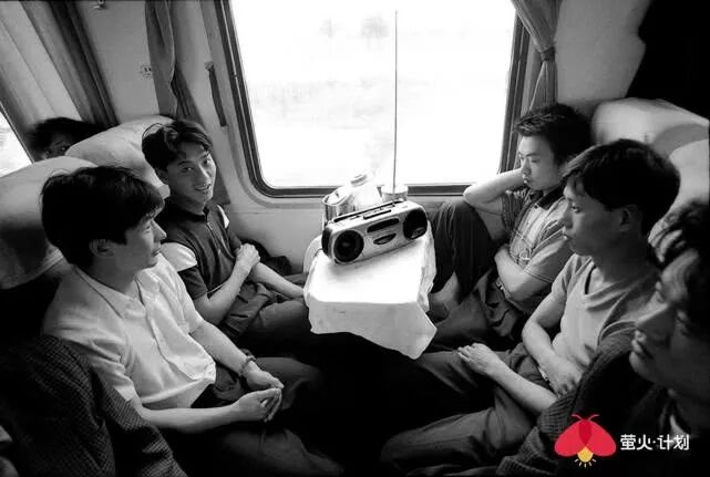 昨天的中国，中国1980，昨天的青春，火车上的中国人 4冊セット 写真集 昨天的中国，中国1980，昨天的青春，火车上的中国人 4冊セット