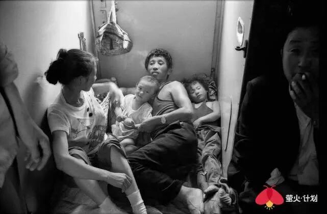 昨天的中国，中国1980，昨天的青春，火车上的中国人 4冊セット 写真集 昨天的中国，中国1980，昨天的青春，火车上的中国人 4冊セット